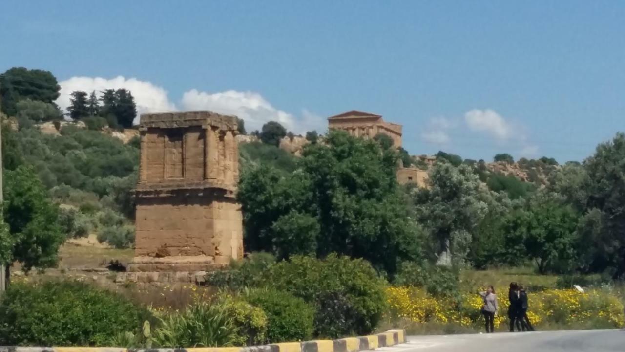 Vento Di Tramontana Bed & Breakfast Agrigento Exterior photo